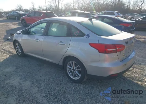 2016 Ford Focus Se z USA, uszkodzony, nr VIN 1FADP3F20GL220535